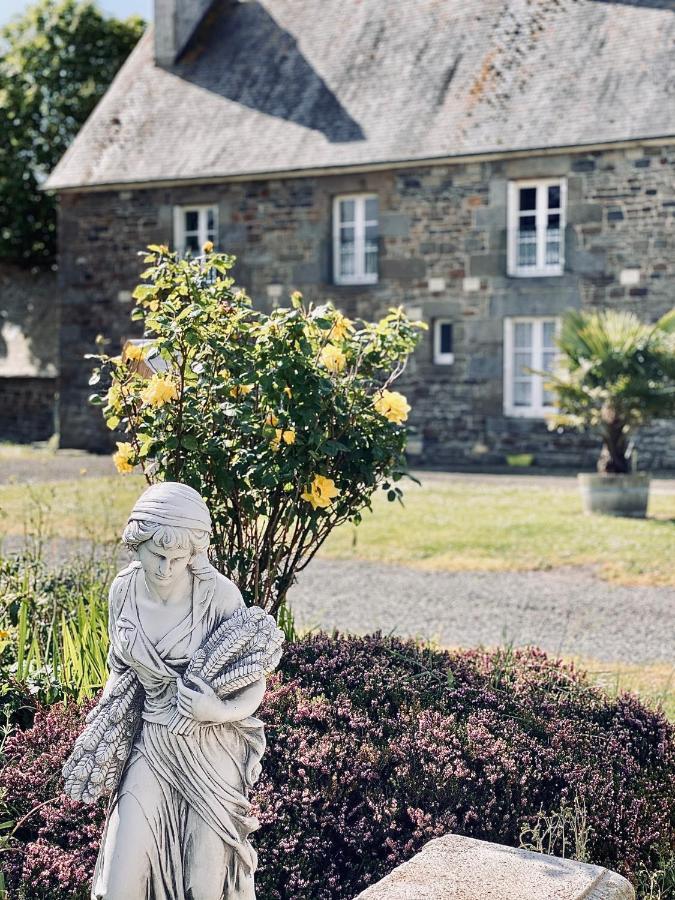 Domaine De L'Aumone Hotel Cherrueix Luaran gambar